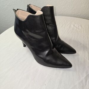 Aquatalia Elegant Dark Gray Leather Heeled Boots Size 6